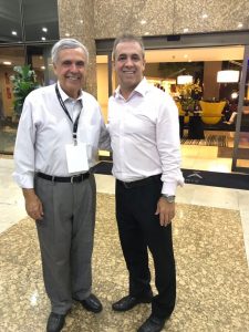 Benedito Braga, presidente do 8º Fórum Mundial da Água, ao lado de Pércio Mello Jr, Gerente de Vendas do Meliá Brasil 21