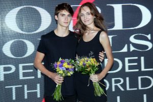 Os vencedores da final Supermodel of the World etapa Brasil 2018, a catarinense Larissa Dalmarco e o paulista Felipe Menezes