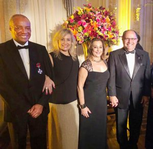 Jose Antonio Batista, presidente da Soamar/RJ, sua mulher, Claudia Batista; Valéria Marum Lima e seu marido, o vice-almirante Wilson Pereira Lima Filho