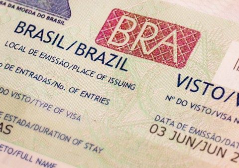 Desgoverno institui o retorno da exigência de vistos para turistas