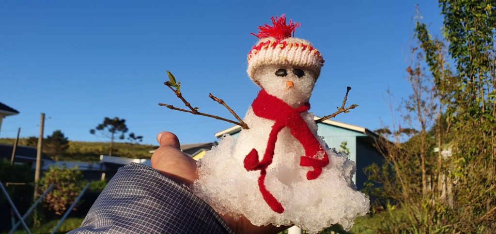 O frio mais uma vez encanta os turistas na Serra Catarinense