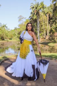 Claudia Métne cria look deslumbrante da trend Verão 2021/2022