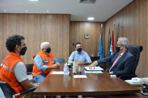 TCE/AL recebe equipe da Defesa Civil Municipal