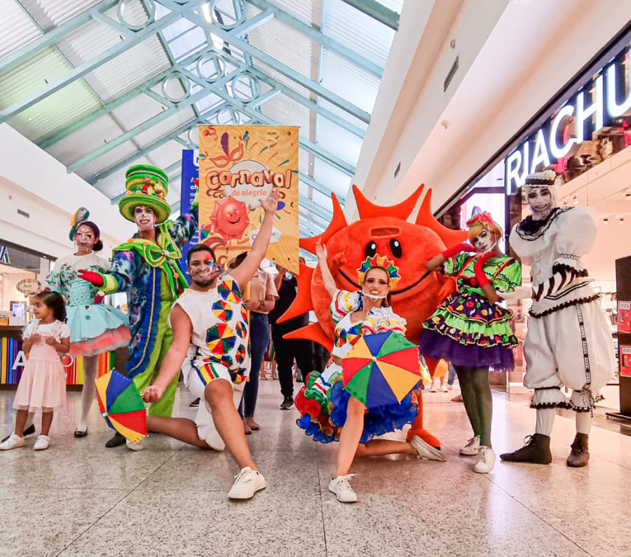 Carnaval da Alegria já começou no Maceió Shopping