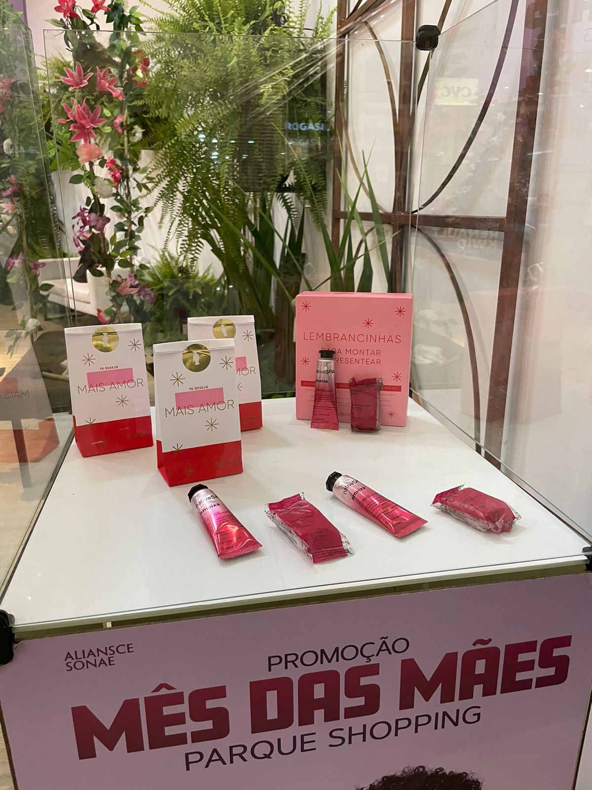 Mês das Mães: Parque Shopping dará kits O Boticário de presente em promoção especial