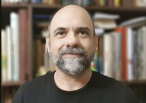 O pesquisador Paulo Rezzutti estará em Brasília no próximo dia 25/6, na Livraria da Travessa, na Casa Park Shopping, a partir das 15h.