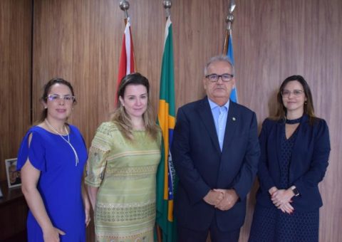 Presidente do TCE/AL recebe visita da nova superintendente da Polícia Federal em Alagoas