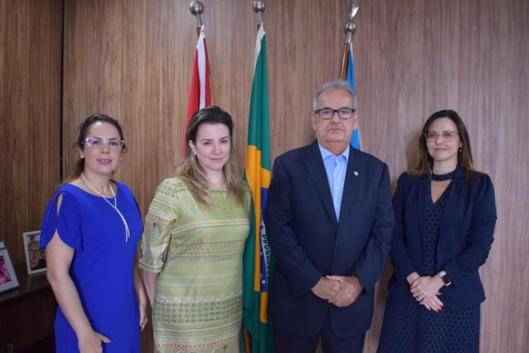 Presidente do TCE/AL recebe visita da nova superintendente da Polícia Federal em Alagoas