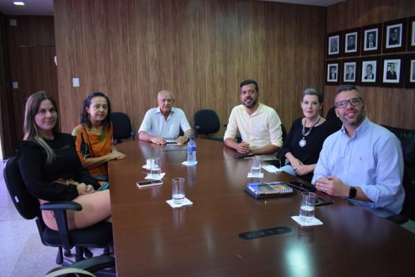 TCE/AL recebe visita do Conselho de Arquitetura e Urbanismo de Alagoas 