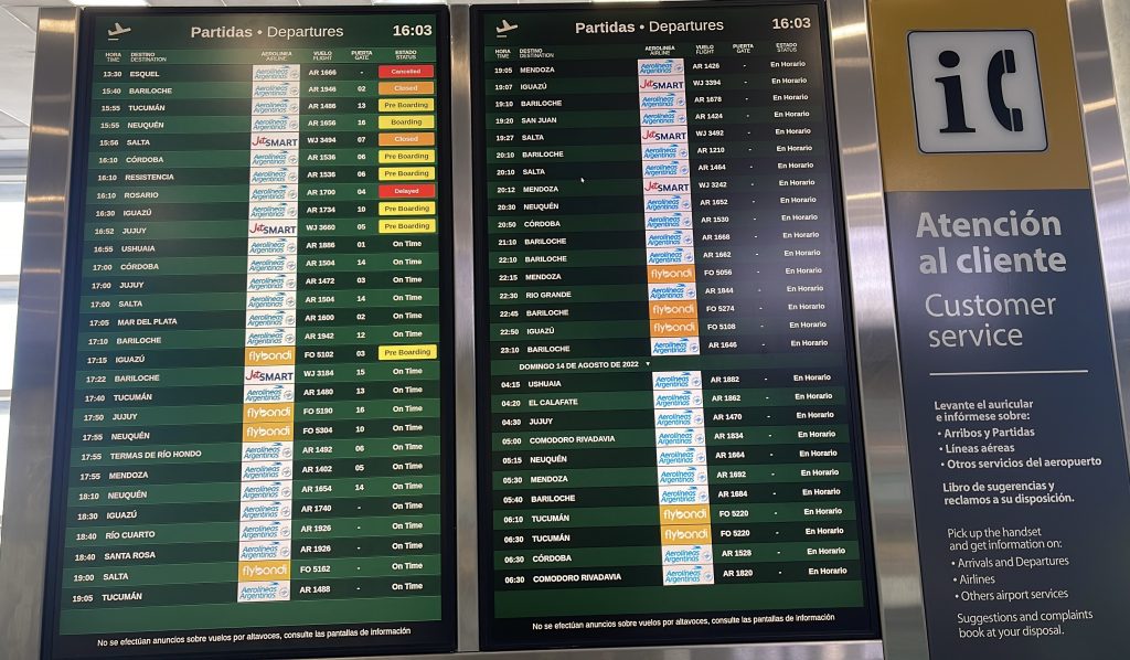 Comprador da passagem aérea poderá transferir a titularidade do seu bilhete Comprador da passagem aérea poderá transferir a titularidade do seu bilhete