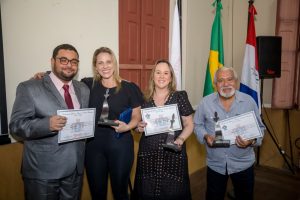 ALANE/AL promoveu uma noite de posse de novos acadêmicos e homenageou figuras proeminentes da nossa sociedade