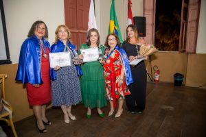 ALANE/AL promoveu uma noite de posse de novos acadêmicos e homenageou figuras proeminentes da nossa sociedade