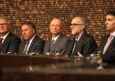 Fernando Toledo prestigia solenidade de posse do novo presidente do Tribunal Regional Eleitoral