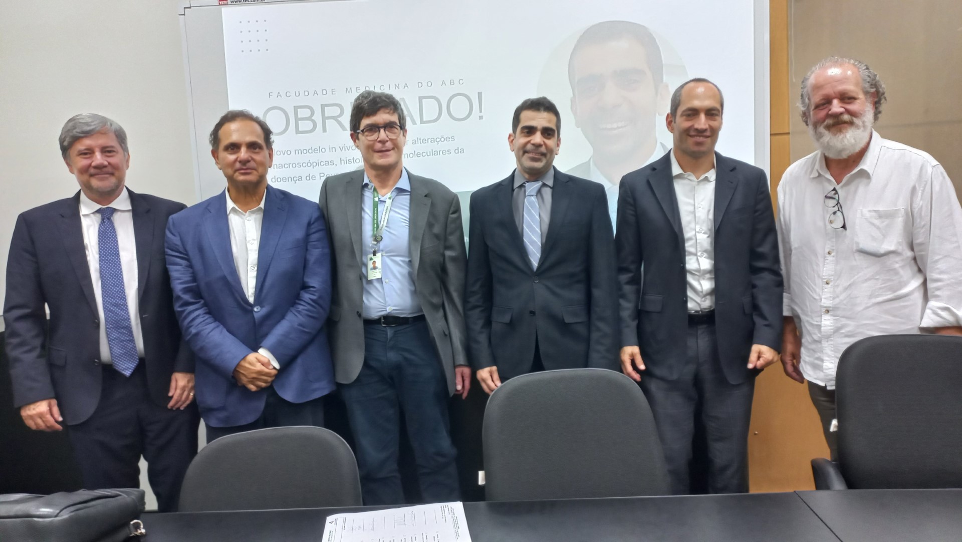Tese de Doutorado é defendida pelo urologista paulistano David Jacques Cohen e aprovada por unanimidade