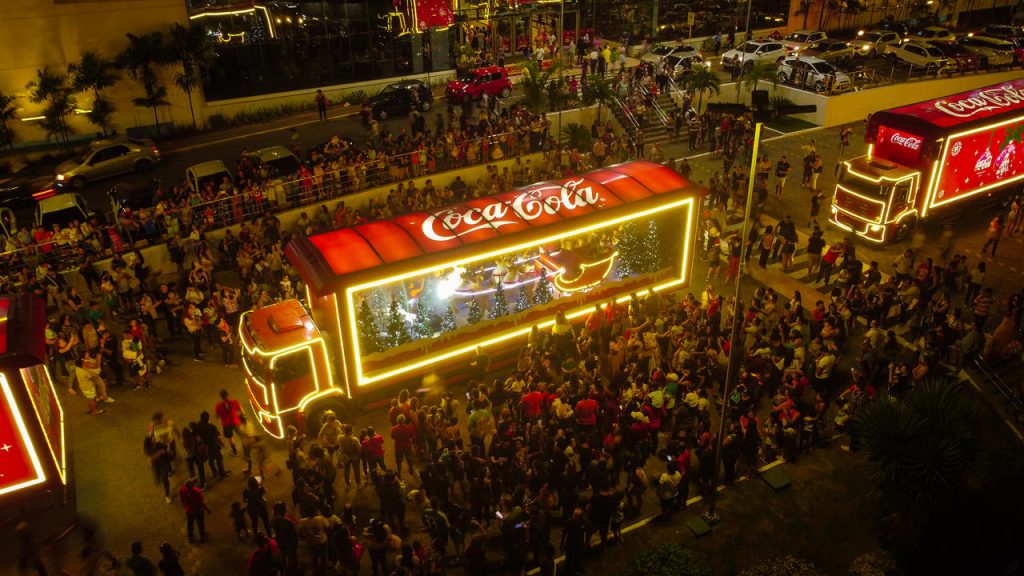 Caravana de Natal da Coca-Cola chega a Maceió nesta terça-feira; confira detalhes