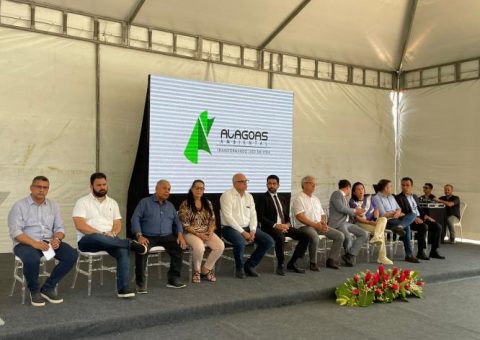 TCE/AL participa da inauguração da primeira usina de trituração de pneus inservíveis do estado