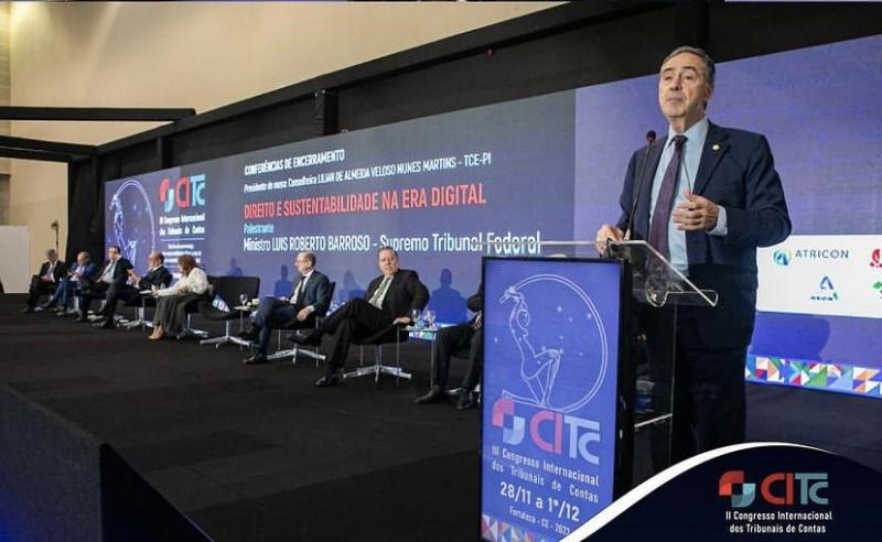 Ministros Barroso e Gilmar Mendes encerram programação do III Congresso Internacional dos Tribunais de Contas