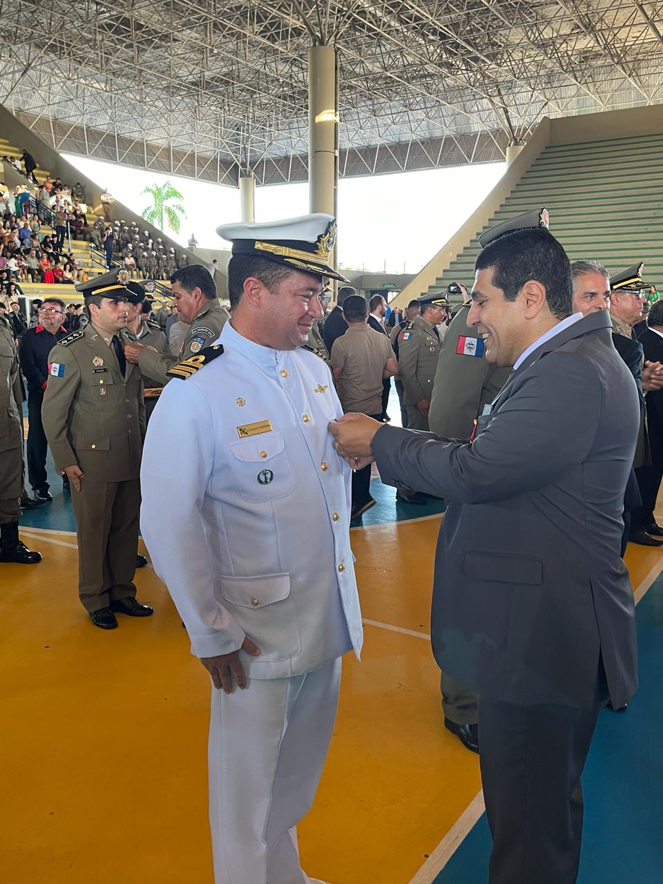 Comandante da Capitania dos Portos de Alagoas é homenageado pela Polícia Militar de Alagoas