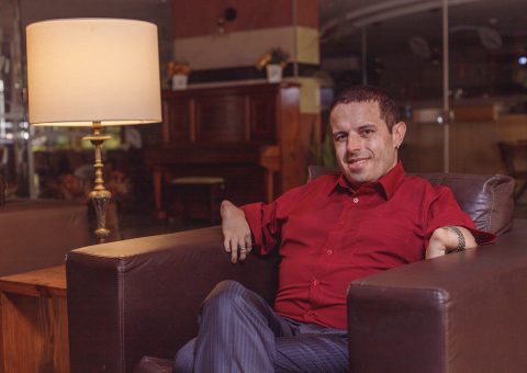 "Guto Alves: A Inspiração de Uma Vida Sem Limites"
