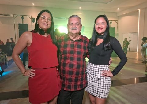 O Iate Clube Pajussara realiza o "Forró dos Pedro" que foi marcado pela alegria, animação e muito arrasta-pé