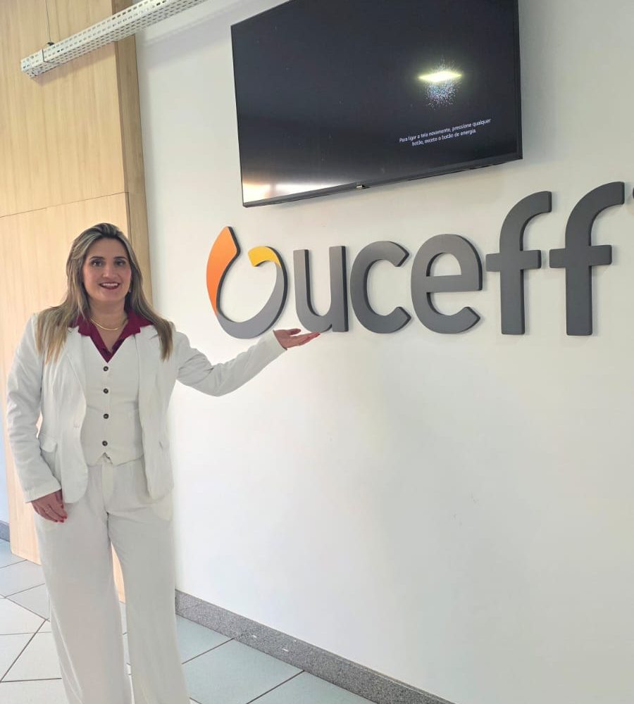 Dra. Luciane Sippert marcou presença na Jornada das Licenciaturas 2025 da UCEFF em Itapiranga-SC