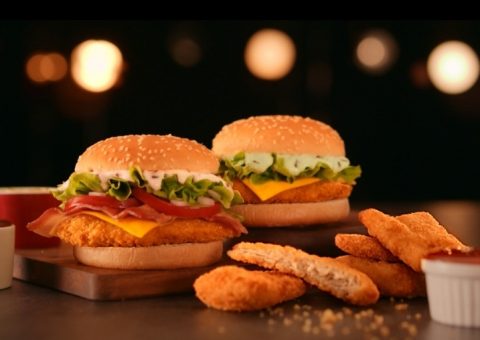 Bob’s amplia cardápio com frango crocante marinado em lemon pepper