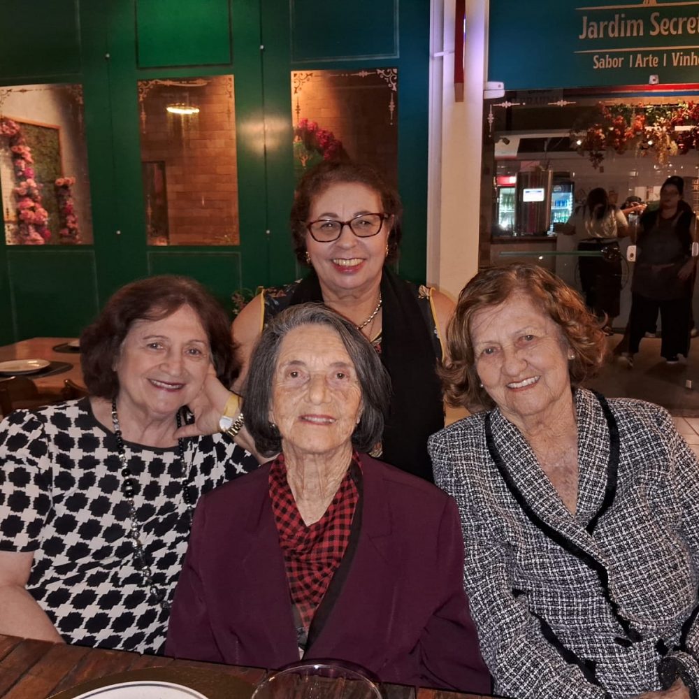 Lenita Amorim promove mais um encontro de sucesso entre amigas