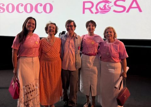 Outubro Rosa: Desfile de moda e palestras educativas marcam o lançamento da campanha contra o câncer em Maceió