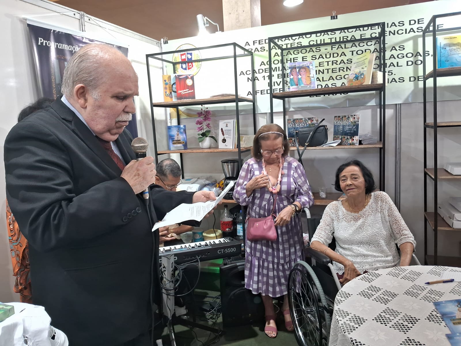 Grupo Literário Alagoano brilha na Bienal do Livro com cinco lançamentos de sucesso
