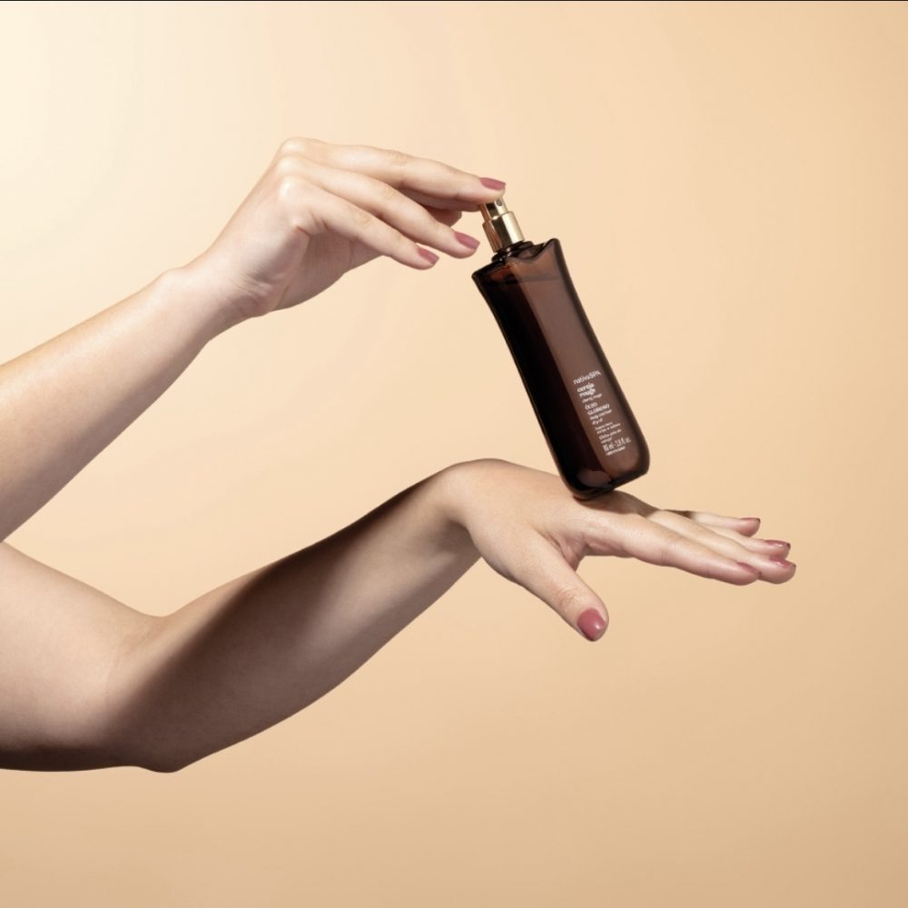 Com nova fórmula, Óleos Gloriosos de Nativa SPA reforçam a alta performance das fragrâncias e mantêm a pele perfumada até depois do banho¹