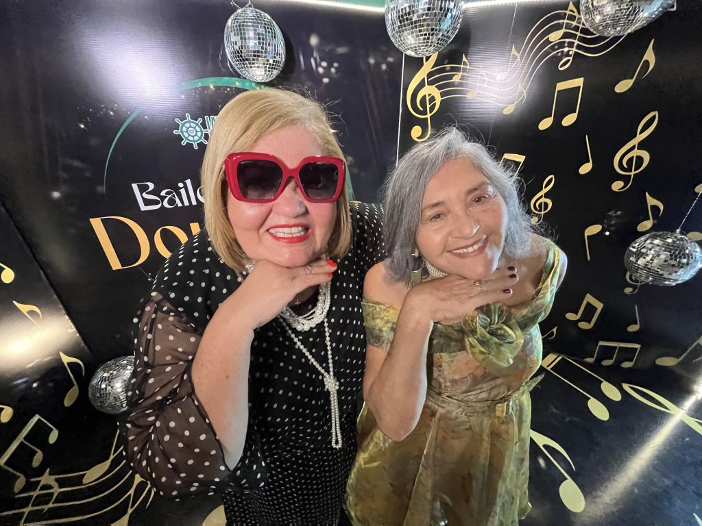 Iate Clube Pajussara revive o glamour no Baile Anos Dourados