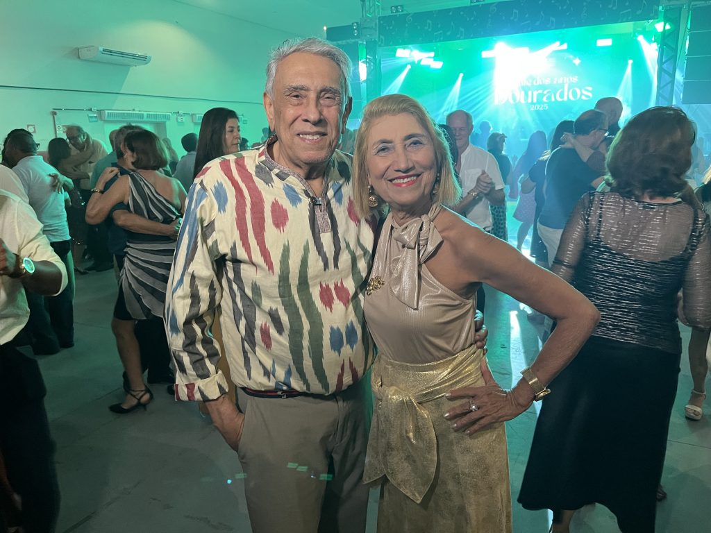 Iate Clube Pajussara revive o glamour no Baile Anos Dourados