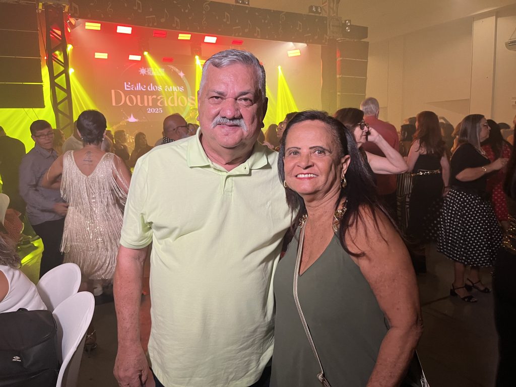 Iate Clube Pajussara revive o glamour no Baile Anos Dourados