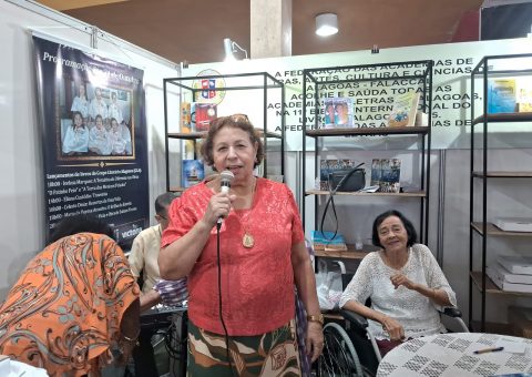 Grupo Literário Alagoano brilha na Bienal do Livro com cinco lançamentos de sucesso