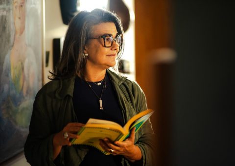 Escritora Chris Cidade Dias anuncia o seu primeiro romance para 2026 após duas décadas dedicadas à literatura infantil