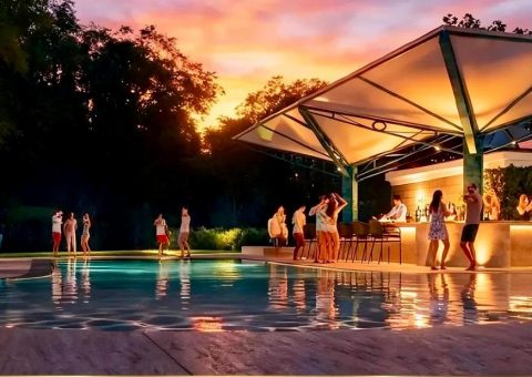 A demanda pelo turismo voltou com força e com preços mais altos