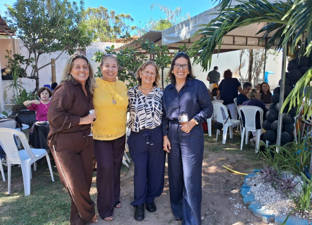 Dupla celebração em clima de Carnaval
