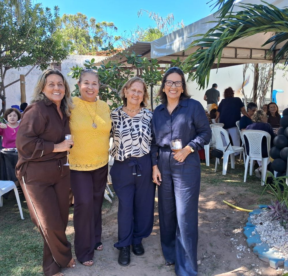 Dupla celebração em clima de Carnaval