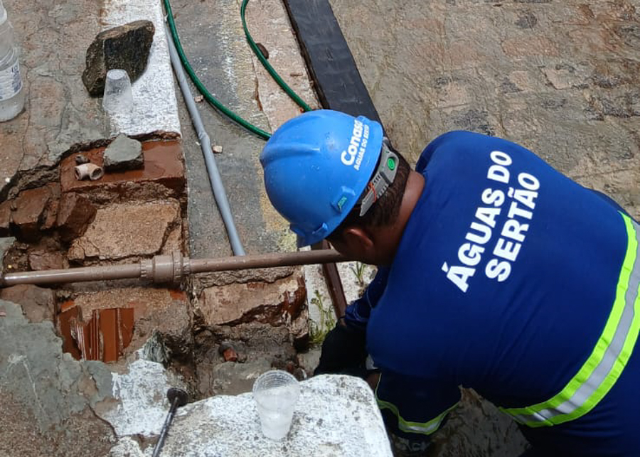 Conasa Águas do Sertão mobiliza equipes para normalizar operações após chuvas históricas em Alagoas